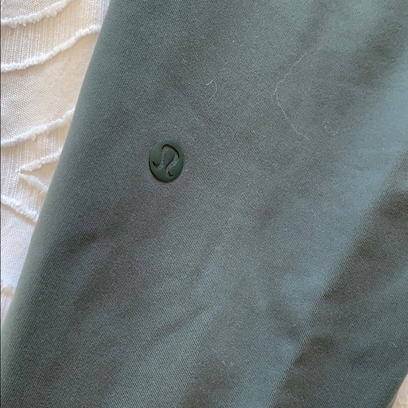 Lululemon On the Fly Pant - Picture 6 of 6